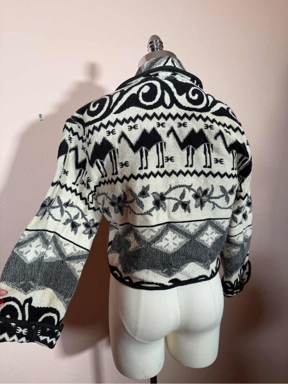 Vintage 1990’s Egyptian black white cropped Cotton blanket Coat medium